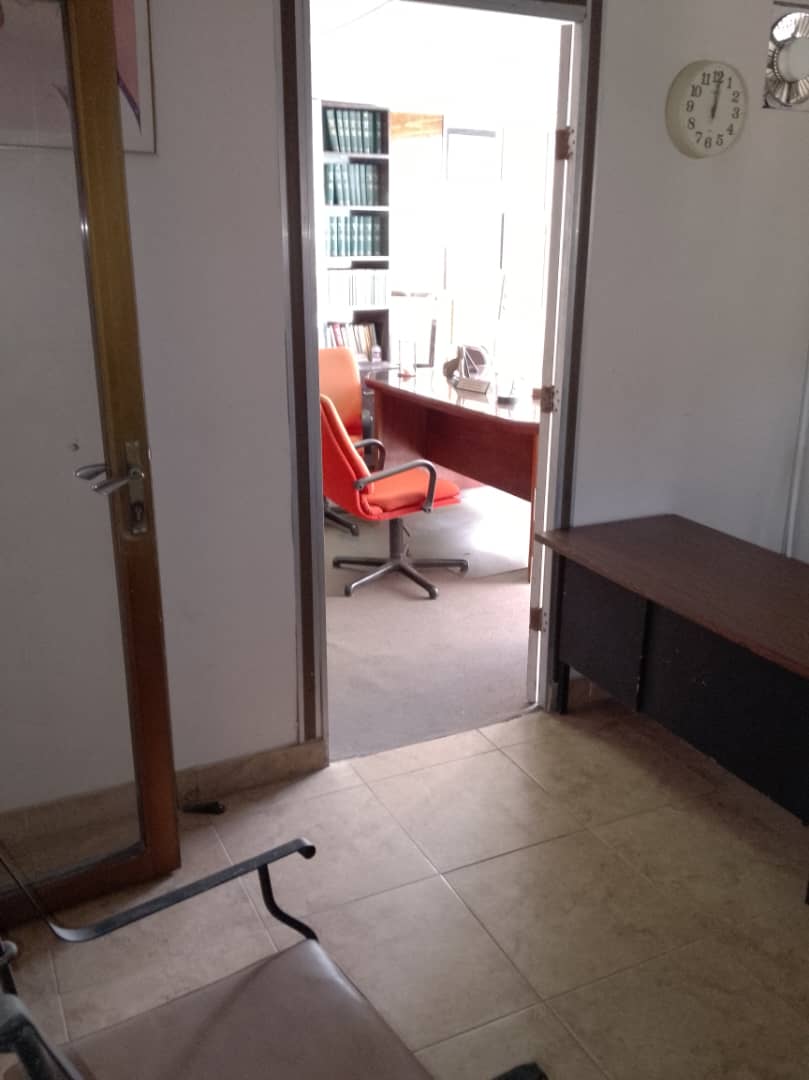 Office for Sale in Valencia Carabobo 2001